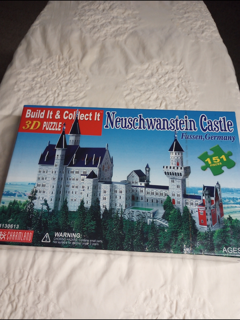 Neuschwanstein Castle 3D Puzzle - Blue Box - 151 Pieces